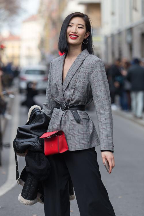 Удобные стрижки на средние волосы. Модные и удобные стрижки на средние волосы: галерея фото причесок