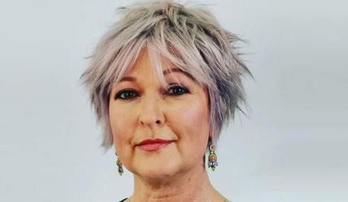 Омолаживающие стрижки 2022 для женщин после 40 лет. Особенности 09