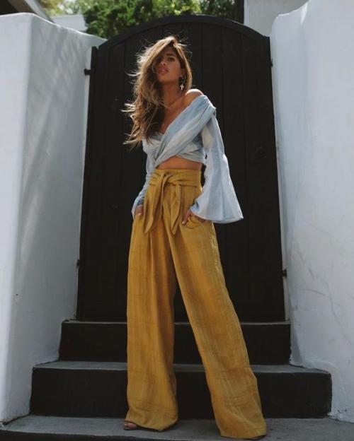 Черные брюки женские с высокой посадкой. Актуальный тренд 2021: 15 модных образов с брюками с завышенной талией