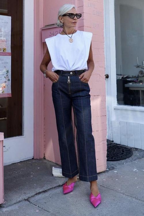 Черные брюки женские с высокой посадкой. Актуальный тренд 2021: 15 модных образов с брюками с завышенной талией