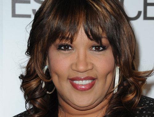 Модная короткая стрижка для женщин за 40 лет. Модные короткие стрижки для женщин после 40 лет и фото без укладки 12