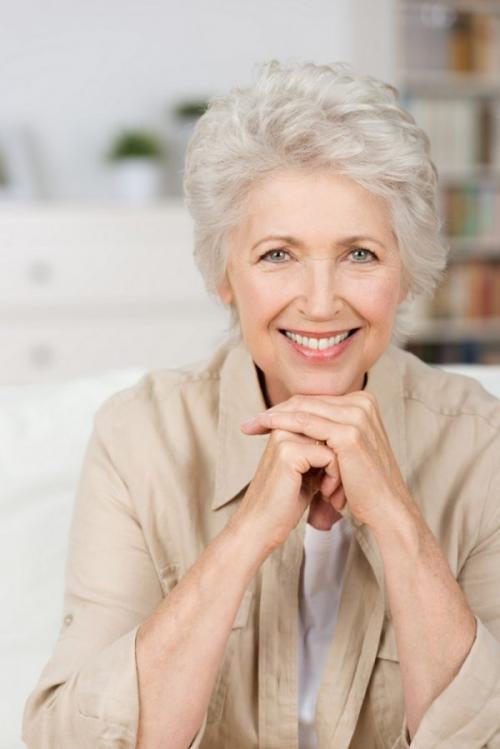 Омолаживающие стрижки после 50 которые молодят. Стрижки для дам за 50