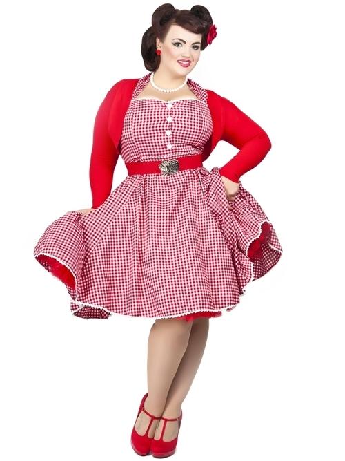 Модная короткая стрижка для женщин за 40 лет. Модные короткие стрижки для женщин после 40 лет и фото без укладки 11