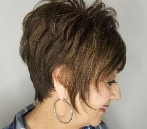 Омолаживающие стрижки 2022 для женщин 40 лет. Модные тенденции стрижек 2021-2022 для женщин старше 40 лет 17