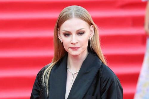 Модные стрижки 2023 для женщин после 40 лет. Стрижки после 40, которые молодят