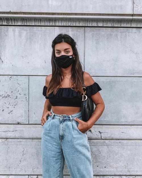 Стильные женские джинсы с кружевом. С чем носить такую модель 18