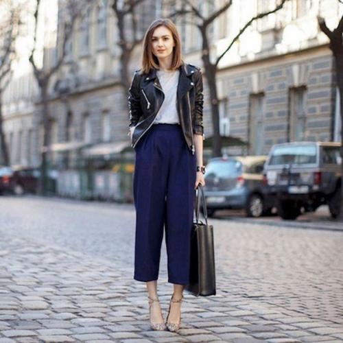 С чем носить широкие штаны. Удачные образы с широкими брюками