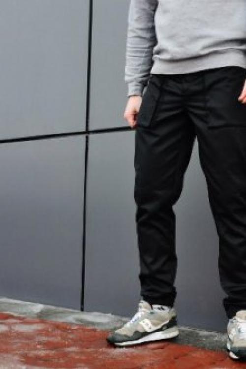 Штаны с резинкой внизу название. Какие бывают модели