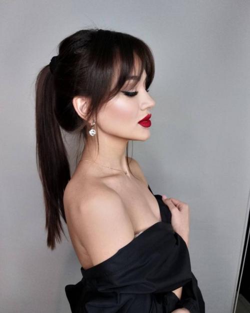 Челка шторка 2024 Туториал, как Подстричь. Челка шторка на короткие, средние и длинные волосы 2024: фото удлиненной шторки, на две стороны, для круглого лица