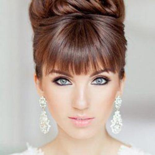 Восхитительные стрижки для челки на две стороны: тренды 2024 12 Восхитительные стрижки для челки на две стороны: тренды 2024 12