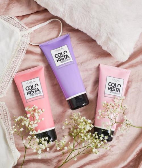 Цветные пряди на светлых волосах. Как сделать розовые пряди на светлых волосах?