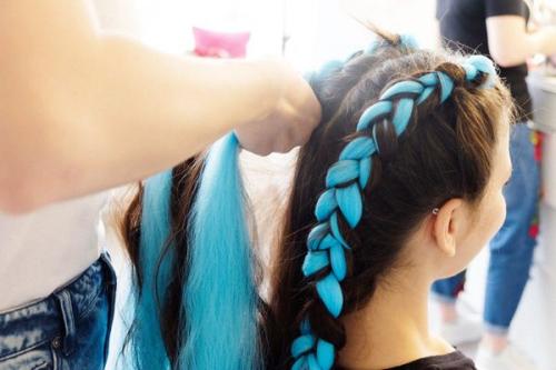 Как вплетать канекалон в косички. Разновидности 25 Как вплетать канекалон в косички. Разновидности 25