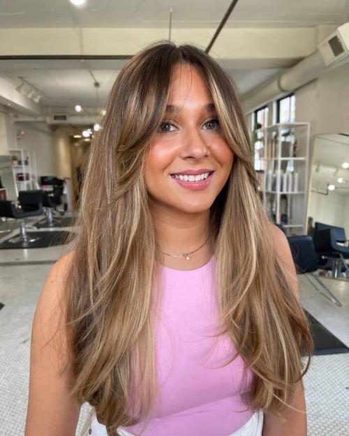 Черные волосы: как выбрать и применить челку шторка 2024 09 Черные волосы: как выбрать и применить челку шторка 2024 09