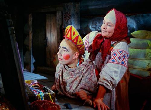 Какие типы румян существуют. История происхождения румян