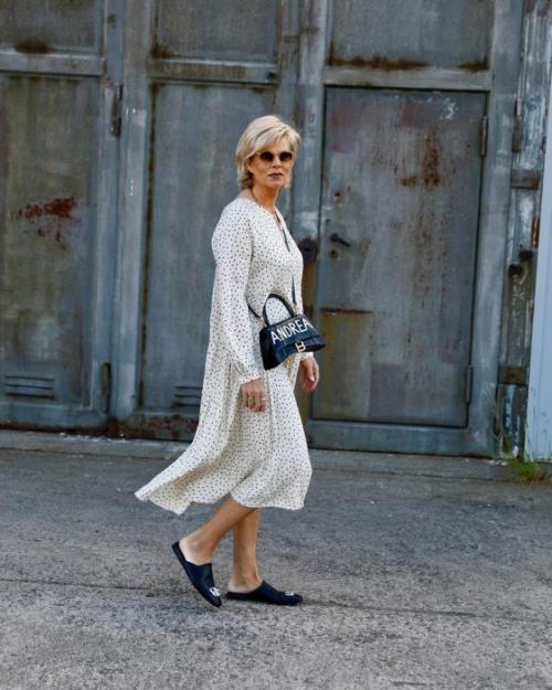 Как выбрать стильную одежду для женщин старше 50 лет