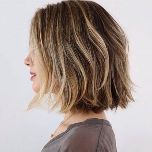 Основные стили мелирования волос с челкой. Выбор цвета 17 Основные стили мелирования волос с челкой. Выбор цвета 17
