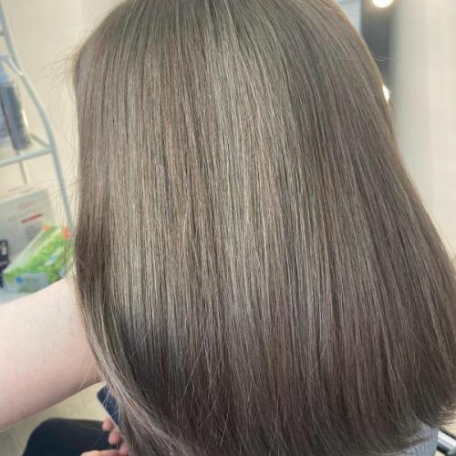 Как покрасить волосы в русый цвет без рыжины. Как получить холодный русый цвет волос: окрашивание