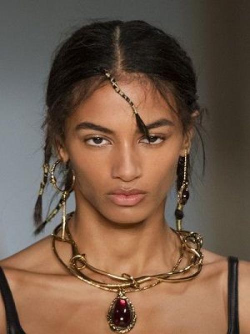 Как избежать ошибок при сочетании бижутерии с белой рубашкой. Как правильно носить бижутерию: рекомендации для самых стильных