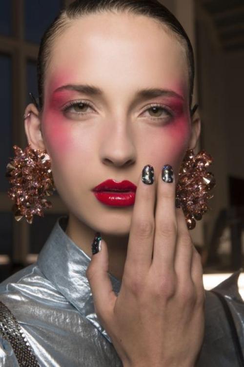 Как определить свой тон кожи, чтобы выбрать подходящий румяна. Румяна для лица: как подобрать цвет?