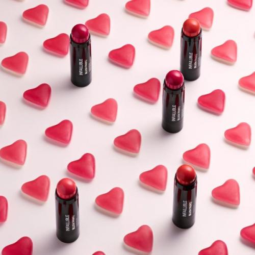 Румяна для блондинок. Белоснежкам посвящается: какие румяна подойдут для светлой кожи?