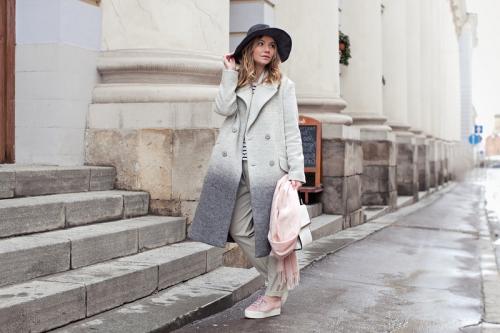 Серое пальто с чем носить шарф. Выбираем цвет аксессуара