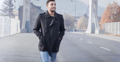 Брюки под пальто мужское. Как носить мужское пальто с джинсами?