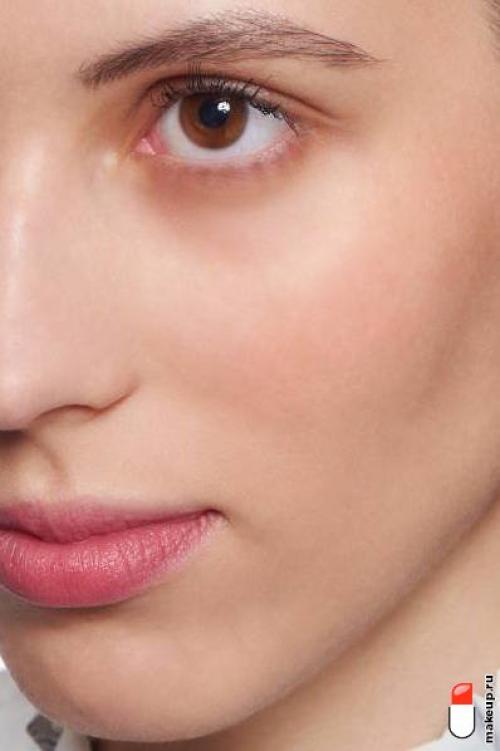 Какой цвет румян выбрать по цвету глаз. Какие цвета румян подходят блондинкам?