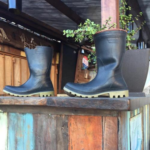 Утилизация или творчество: что делать с дырявыми резиновыми сапогами 02 Утилизация или творчество: что делать с дырявыми резиновыми сапогами 02