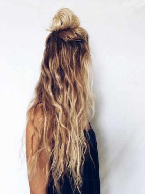 Переход от светлых волос к темным прядям: простой способ мелирования 07