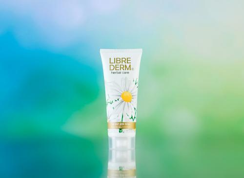 Крем для лица увлажняющий. 