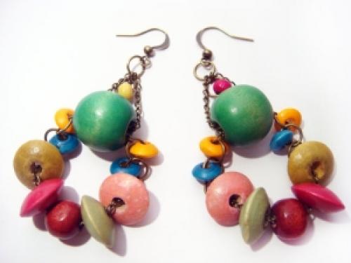 Как выбрать цвет бусин, чтобы они гармонировали с шапочкой. Cочетание цветов и материалов в изготовлении бижутерии