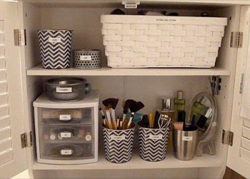Организация косметики своими руками. Организация хранения косметики. Заглянем в косметичку?