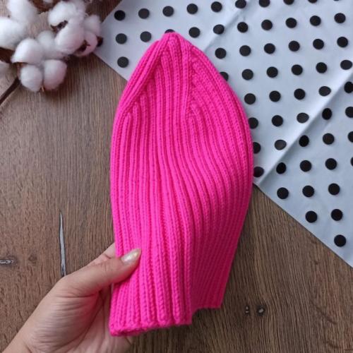 Легко украсить верх вязаной шапки: пошаговые инструкции 08