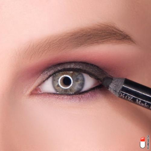 Как сделать красивый макияж глаз. Не требует жертв: как сделать красивый макияж глаз?