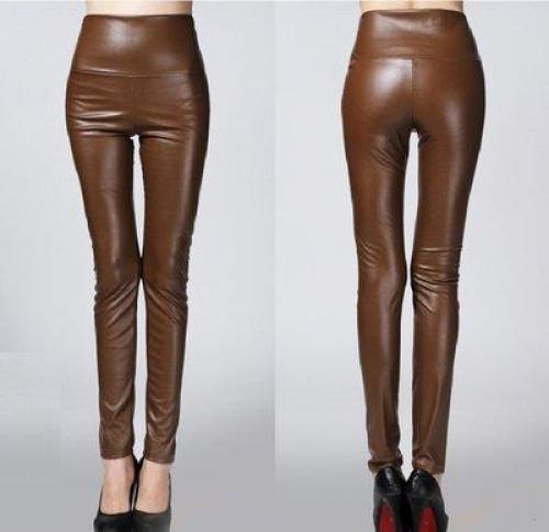 С чем носить кожаные лосины. С чем носить кожаные модные леггинсы, трендовые образы 2022 и советы стилистов