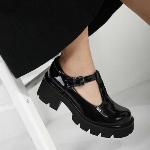 Модные женские ботинки на осень и зиму в 2022 году.. Какие женские ботинки в моде осенью-зимой 2021-2022 15 Модные женские ботинки на осень и зиму в 2022 году.. Какие женские ботинки в моде осенью-зимой 2021-2022 15