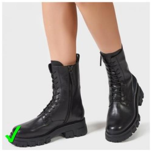 С чем носить ботинки на каблуке со шнуровкой. Какие ботинки со шнурками считаются модными?