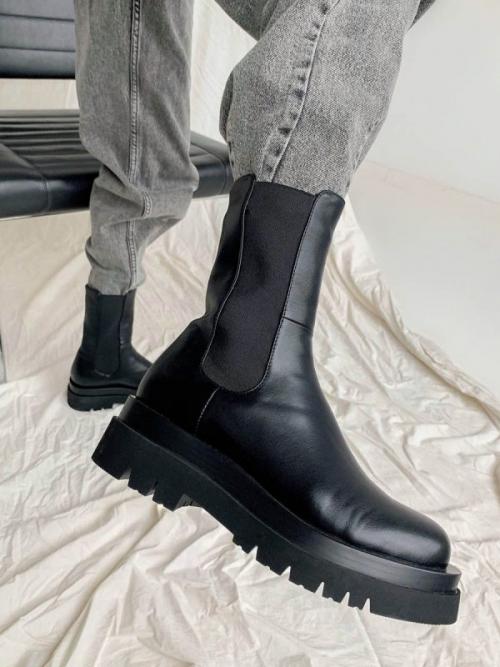 Модные женские ботинки на осень и зиму в 2022 году.. Какие женские ботинки в моде осенью-зимой 2021-2022 17 Модные женские ботинки на осень и зиму в 2022 году.. Какие женские ботинки в моде осенью-зимой 2021-2022 17