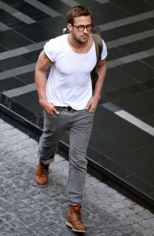 Обувь под серые брюки мужские. Как подобрать цвет обуви к брюкам? Мужские правила