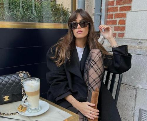 Как идеально выбрать челку-шторку для круглого лица 16