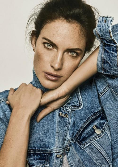 Как идеально выбрать челку-шторку для круглого лица 19