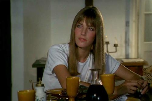 Что такое челка-шторка 2025 и почему она становится популярной. Трендовая челка-шторка, как у Джей Ло: как носить и укладывать