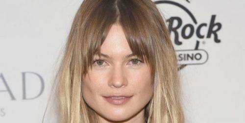 Челка на две стороны 2025: как это возможно 29 Челка на две стороны 2025: как это возможно 29