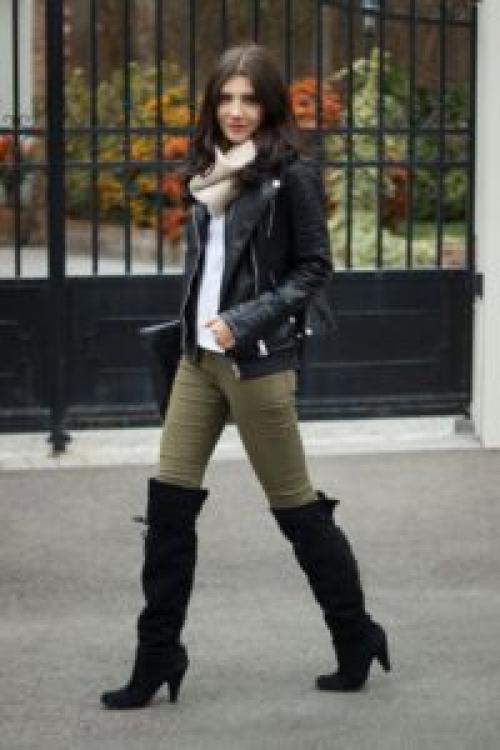 Черные замшевые сапоги с чем носить. С чем носить черные замшевые сапоги?