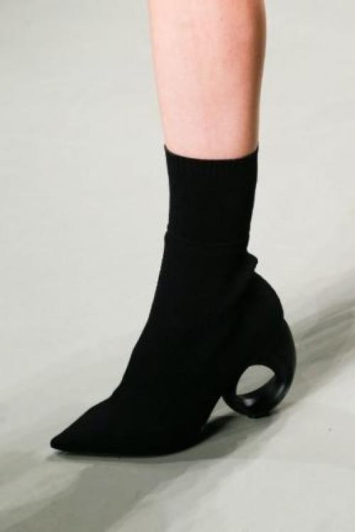 Замшевые сапоги короткие. Лучшие модели и цвета