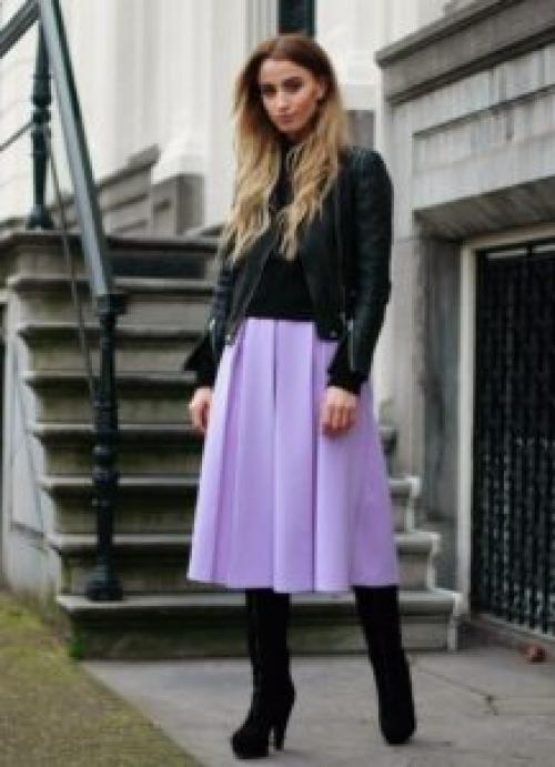 Черные замшевые сапоги с чем носить. С чем носить черные замшевые сапоги?