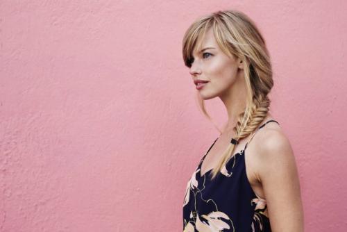 Как правильно ухаживать за челками, чтобы они дольше прослужили. Как красиво уложить челку: виды и способы укладки