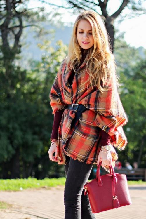 Как красиво завязать палантин на платье. На платье, с брюками, вместо пояса – новые способы носить палантин в 2021