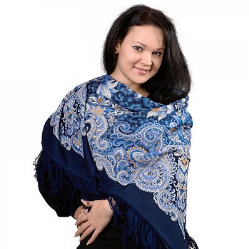 Какого размера должен быть платок для удобного ношения зимой. Теплый аксессуар - павлопосадский платок.