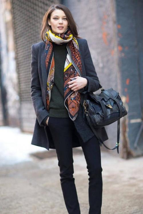 Как сочетать платок с другими зимними вещами. Как носить платок зимой: модные приемы на каждый день